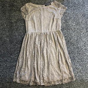 Womens Forever 21 Gray Knee Length Floral Lace Dress Size S